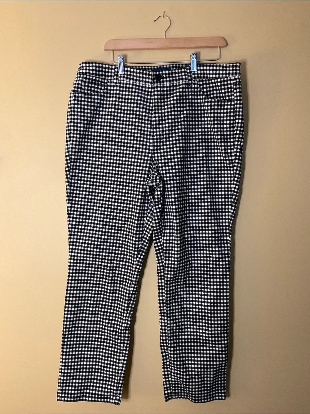 NWT Talbots Black & White Gingham Velvet Pants